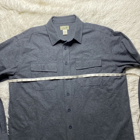 L.L. Bean Chamois Cloth Flannel Button Up Shirt - Picture 5 of 7